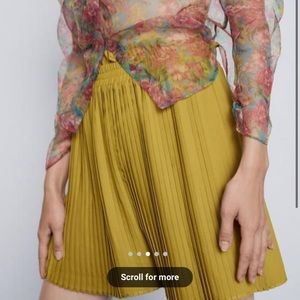 Zara Pleated bermuda shorts